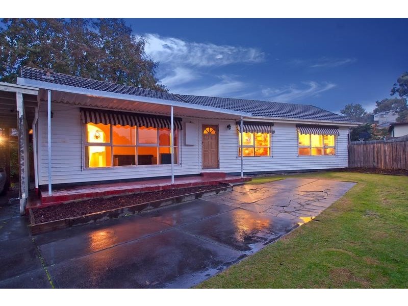 2 Coral Street, Frankston VIC 3199