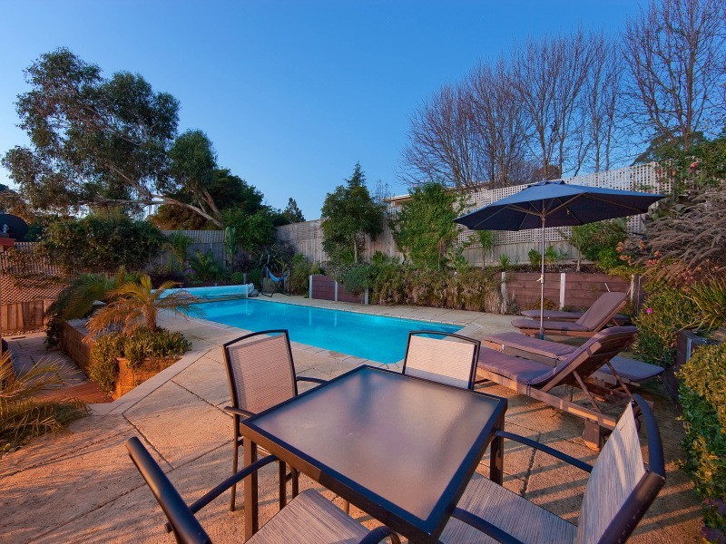 111 Rutland Avenue, Mount Eliza VIC 3930