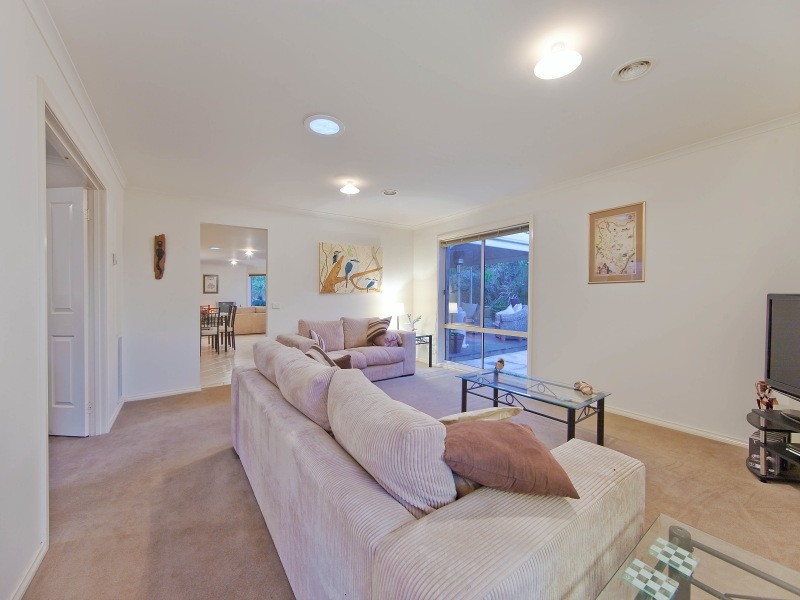 111 Rutland Avenue, Mount Eliza VIC 3930