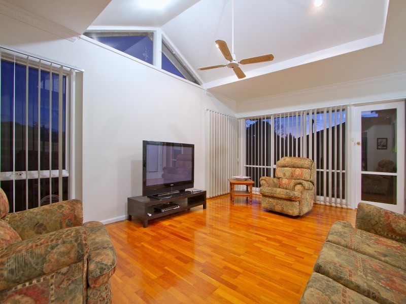 4 Marina Avenue, Frankston VIC 3199