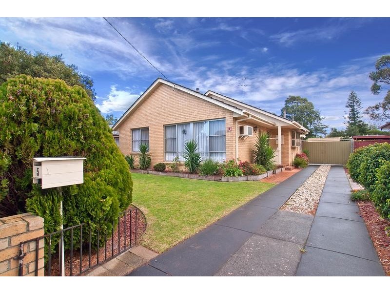 5 Lambert Street, Frankston North VIC 3200
