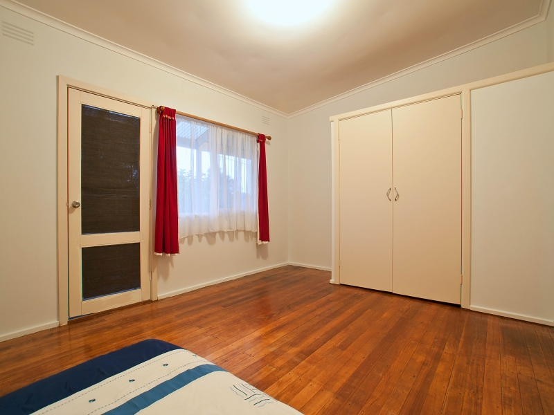 4 Kareela Road, Frankston VIC 3199