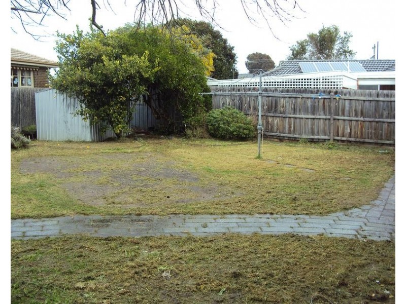 6 Carramar Drive, Frankston VIC 3199