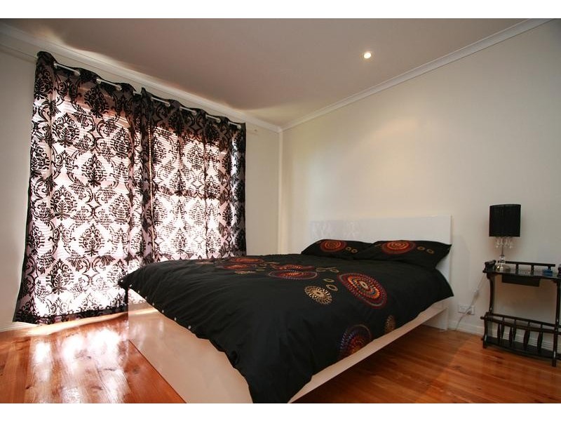 29 Bouvardia Crescent, Frankston North VIC 3200