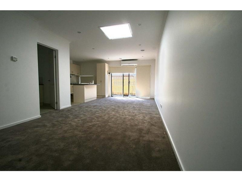 2/22 Cranbourne Road, Frankston VIC 3199