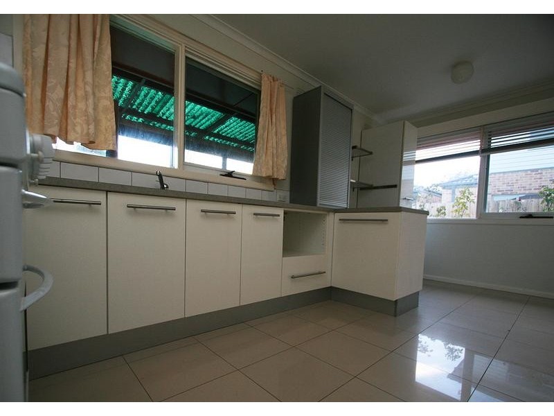 45 Barry Street, Seaford VIC 3198