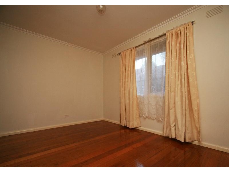 45 Barry Street, Seaford VIC 3198