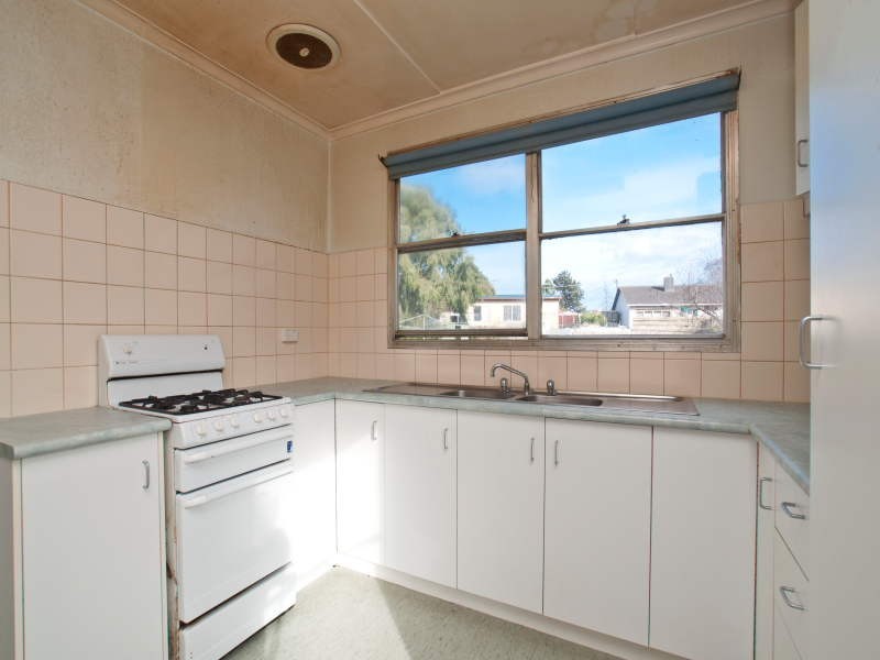 21 Laurina Crescent, Frankston North VIC 3200