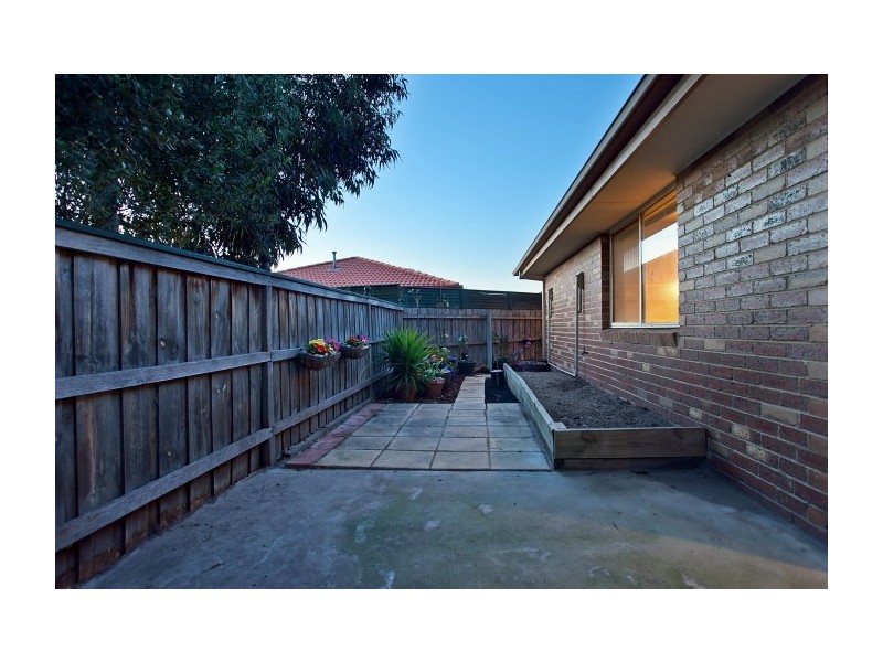 25/2 Spray Street, Frankston VIC 3199