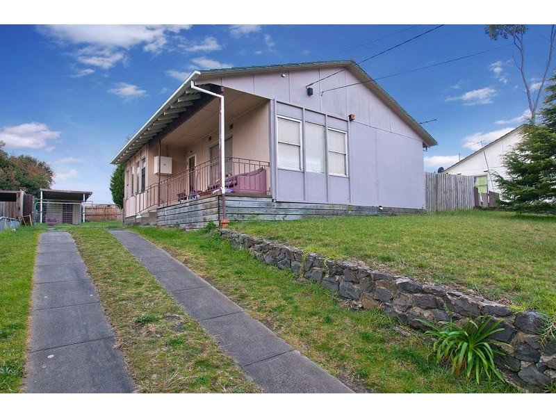 57 Forest Drive, Frankston North VIC 3200