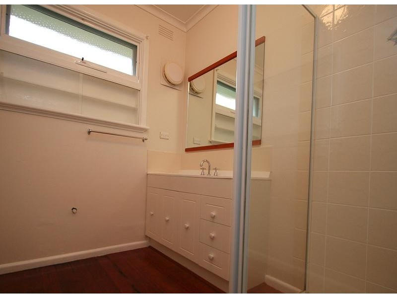 11 Mona Street, Seaford VIC 3198