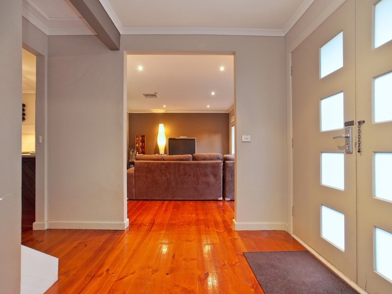 11 Cadby Place, Frankston South VIC 3199