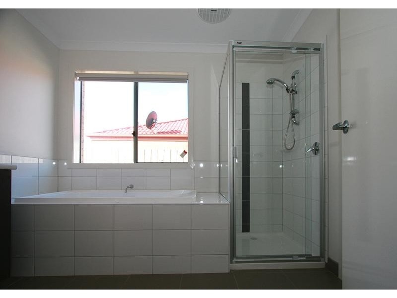 28 Jacaranda Drive, Carrum Downs VIC 3201