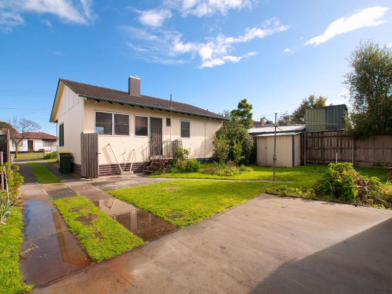 5 Burdett Street, Frankston North VIC 3200