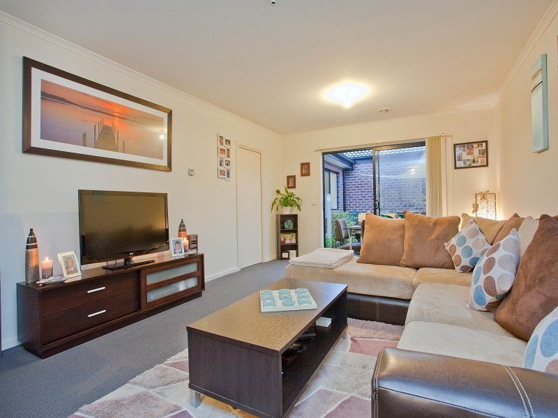 9/57 Station Street, Somerville VIC 3912