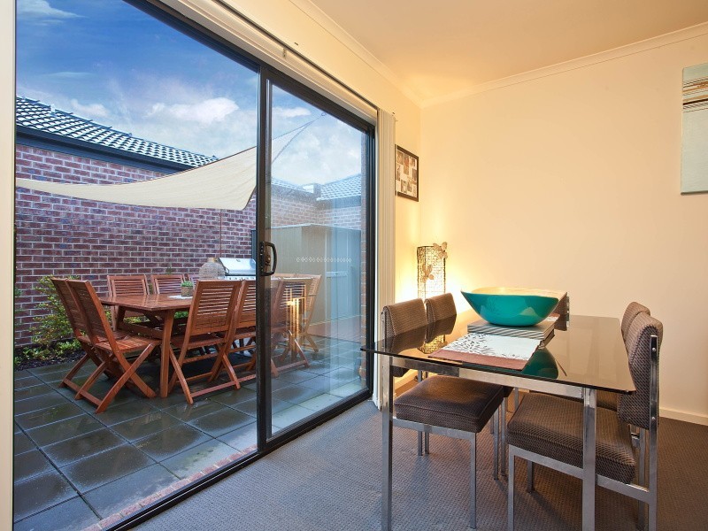 9/57 Station Street, Somerville VIC 3912