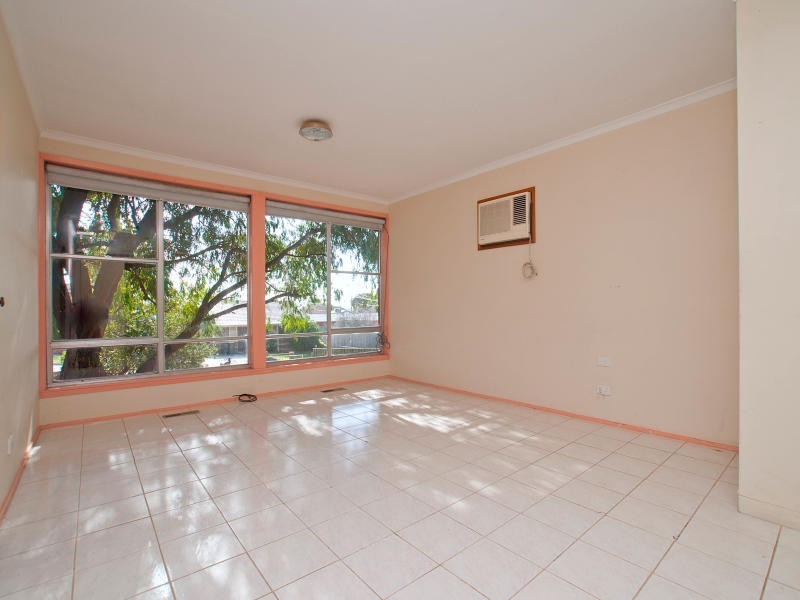 22 Honeysuckle Street, Frankston North VIC 3200