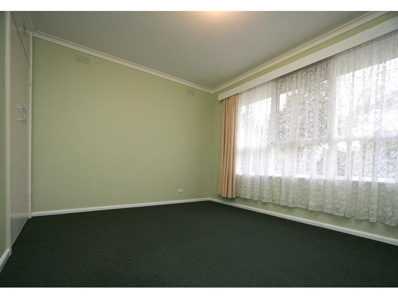 11 Mona Street, Seaford VIC 3198