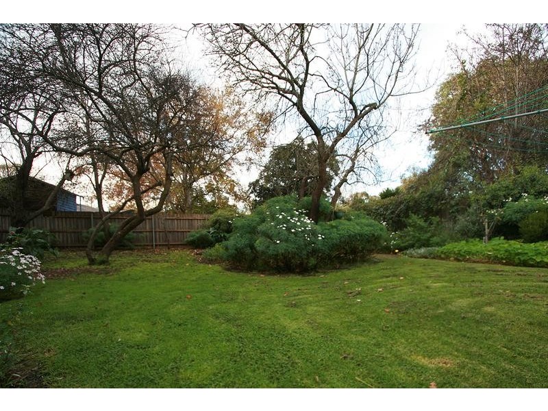 11 Mona Street, Seaford VIC 3198