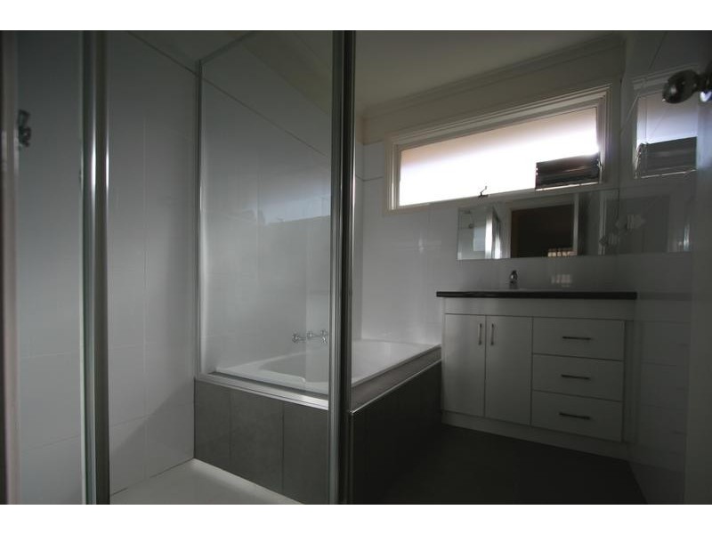 1/5 Heath Avenue, Frankston VIC 3199