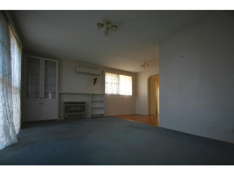 110 Karingal Drive, Frankston VIC 3199