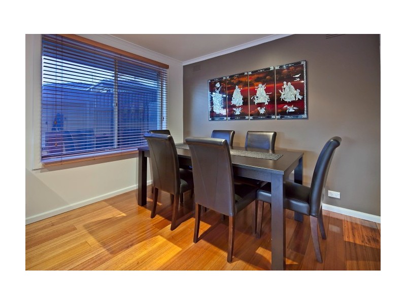 4 Kintal Court, Frankston VIC 3199