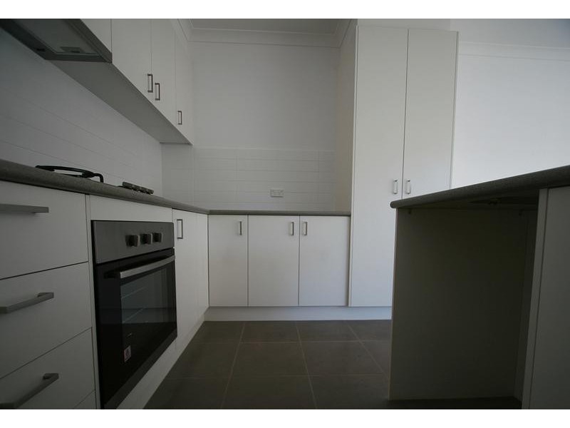 2/30 Gairloch Drive, Frankston VIC 3199