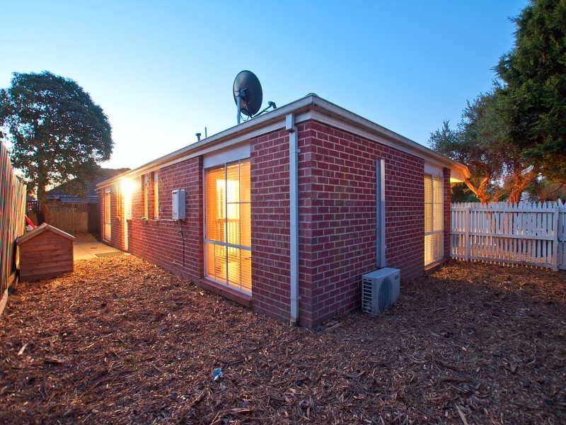 2B Raymond Avenue, Frankston VIC 3199