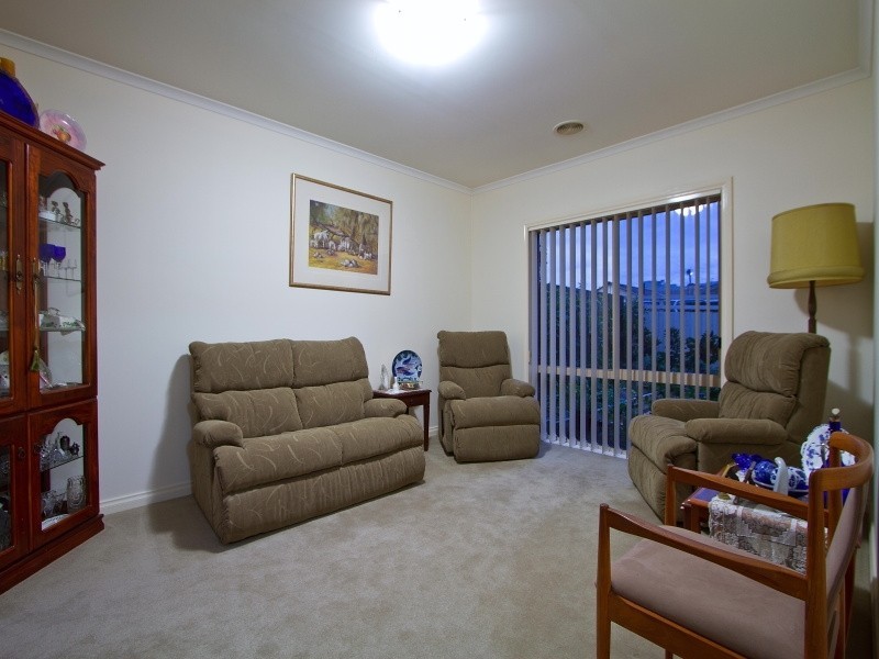 2/12 Vera Street, Frankston VIC 3199