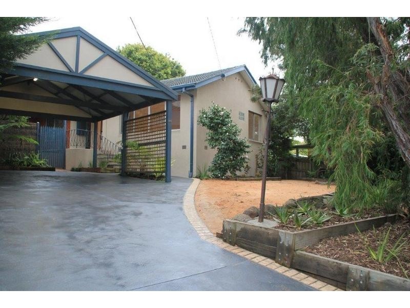 26 Derna Crescent, Frankston VIC 3199