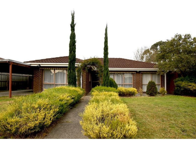 25 Silvertop Crescent, Frankston North VIC 3200