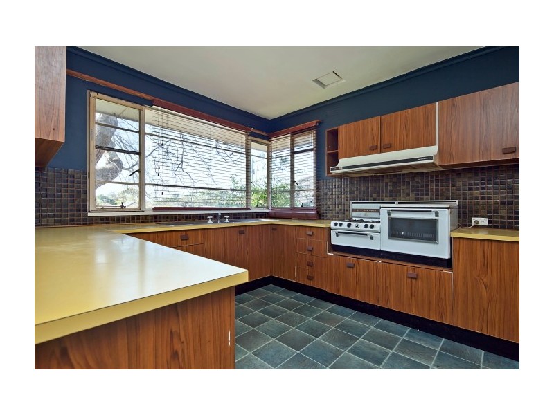 6 Pratt Avenue, Frankston South VIC 3199