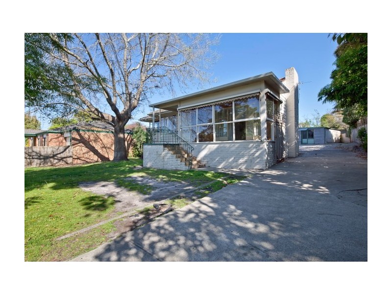 6 Pratt Avenue, Frankston South VIC 3199