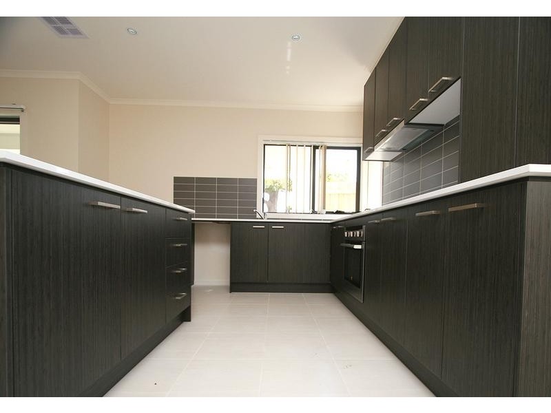 1/71 Kirkwood Avenue, Seaford VIC 3198
