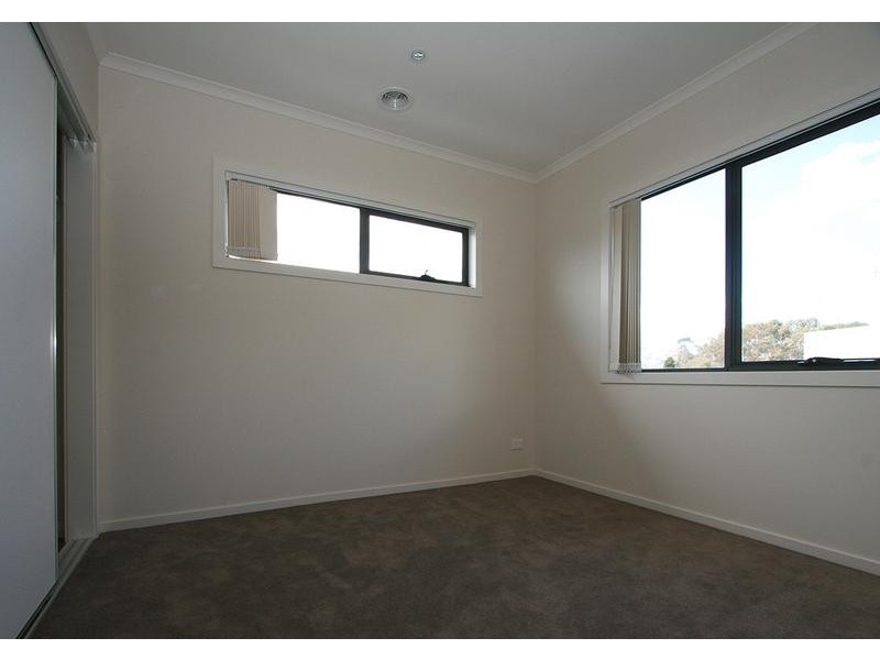 2/71 Kirkwood Avenue, Seaford VIC 3198