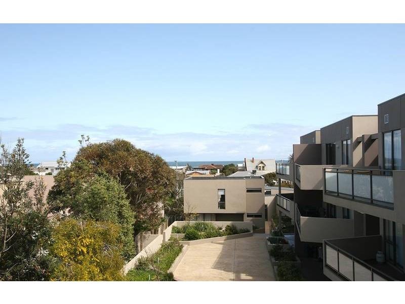 49/392-394 Nepean Highway, Frankston VIC 3199