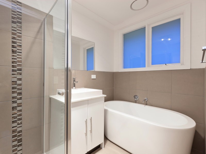 16 Tudor court, Frankston VIC 3199