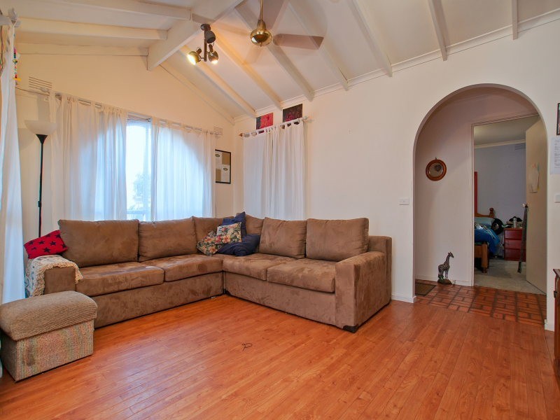 8 Eldorado Court, Frankston VIC 3199