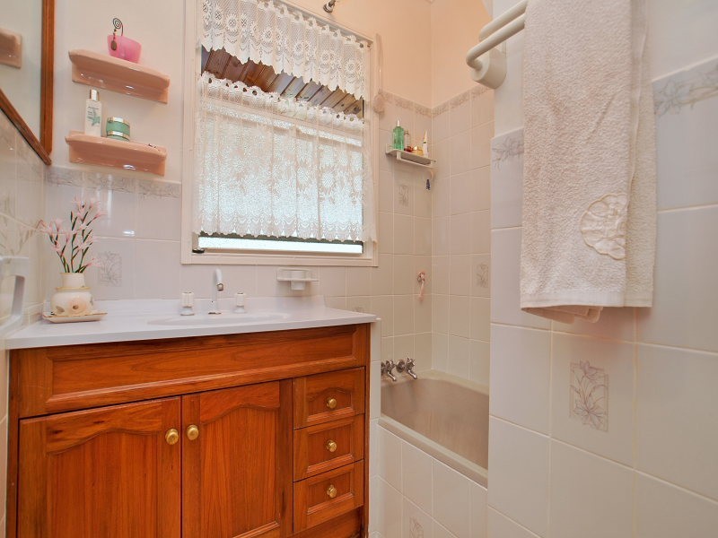 11 Jarrah Court, Frankston North VIC 3200