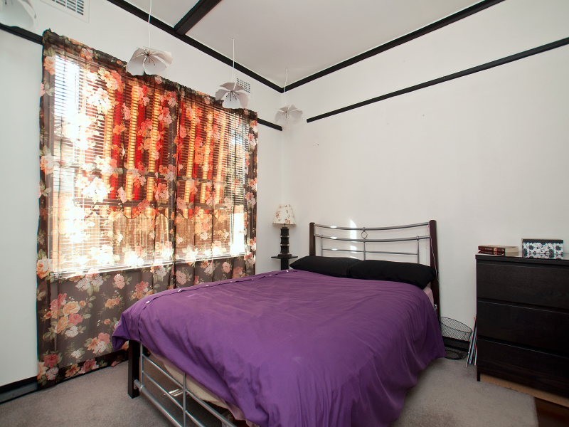 11 Jarrah Court, Frankston North VIC 3200