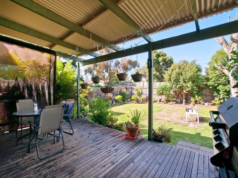 11 Jarrah Court, Frankston North VIC 3200