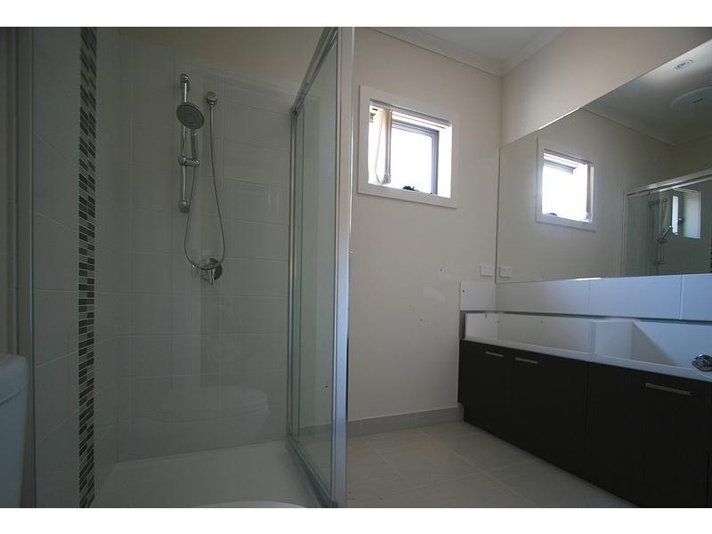 2/71 Kirkwood Avenue, Seaford VIC 3198