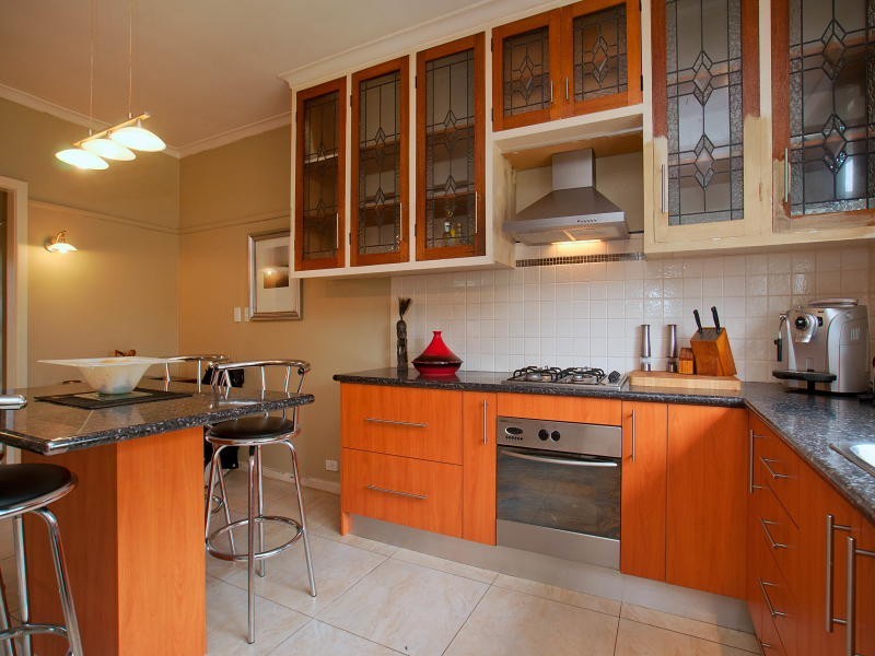 2 Silas Avenue, Frankston VIC 3199