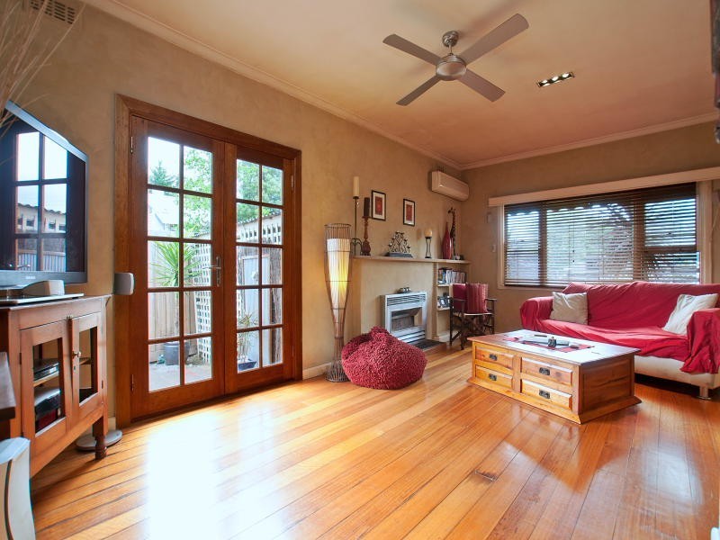2 Silas Avenue, Frankston VIC 3199