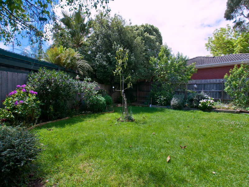 2 Brunei Grove, Frankston VIC 3199