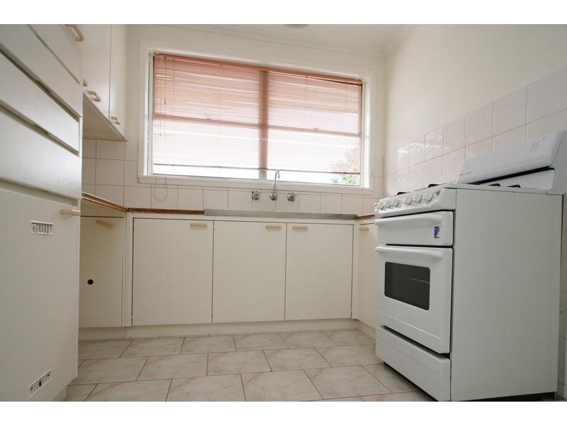 22 Honeysuckle St, Frankston North VIC 3200