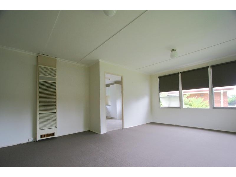 21 Laurina Crescent, Frankston North VIC 3200