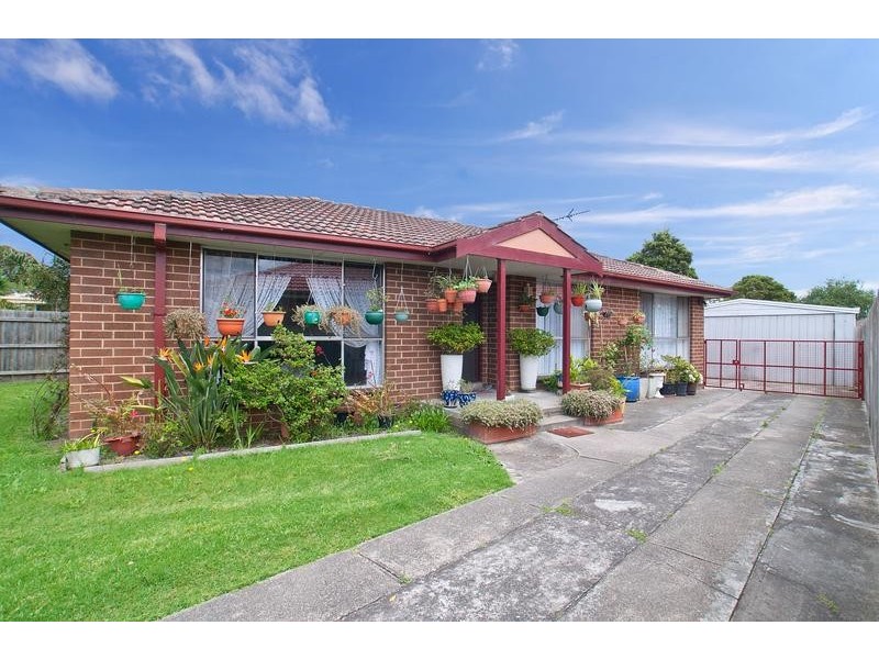 316 Dandenong Road West, Seaford VIC 3198