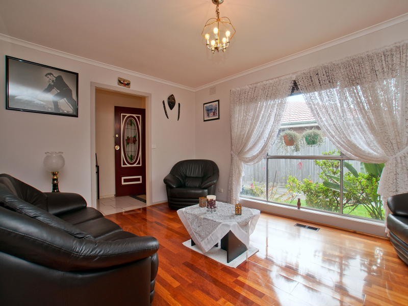 316 Dandenong Road West, Seaford VIC 3198