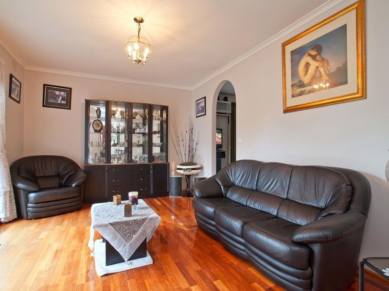 316 Dandenong Road West, Seaford VIC 3198